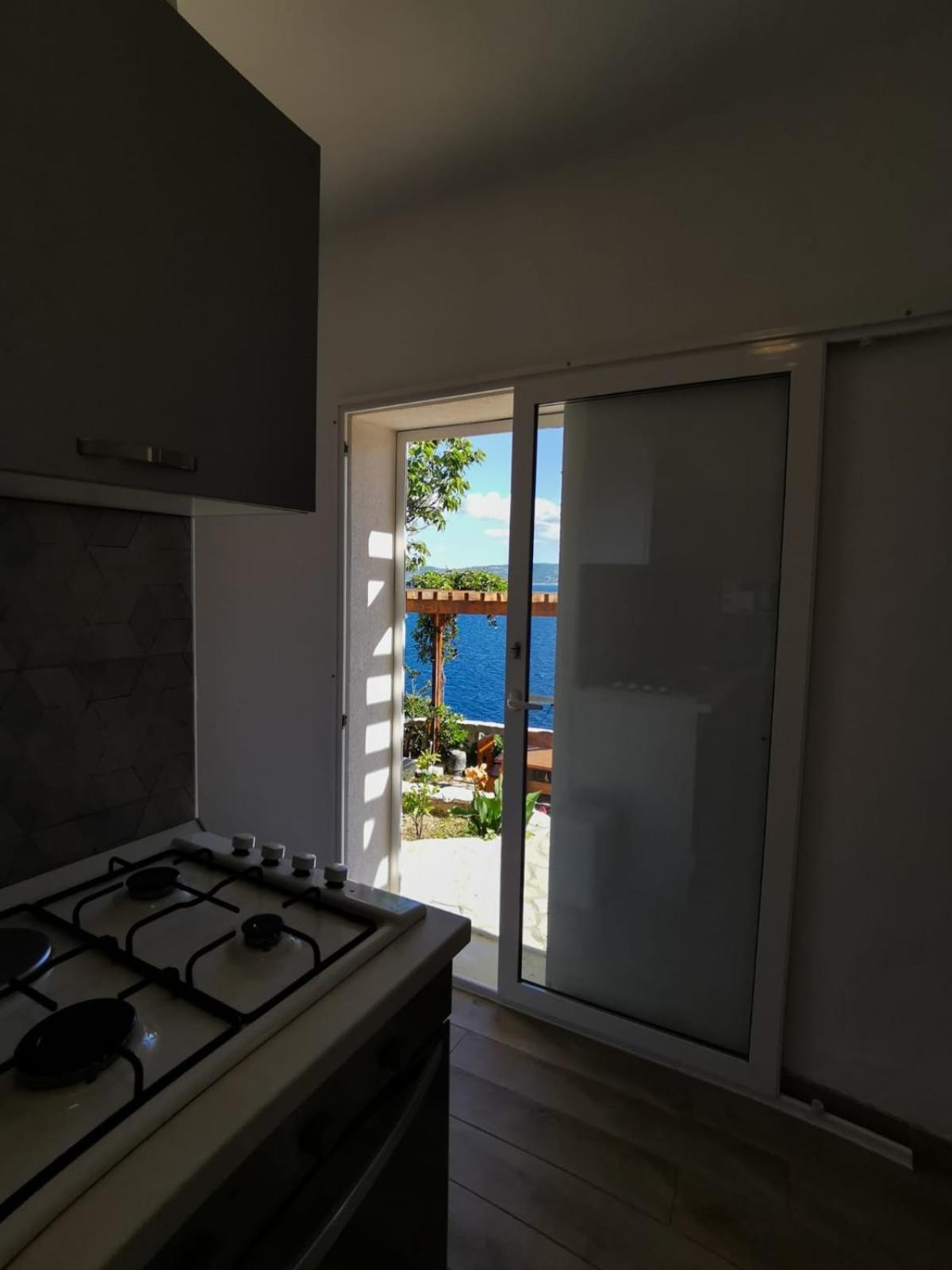 Apartments By The Sea Mimice, Omis - 14230 部屋 写真
